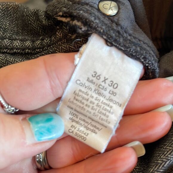 Calvin Klein Gray Men’s Slightly Distressed Jeans size 36 x 30 - Picture 9 of 9